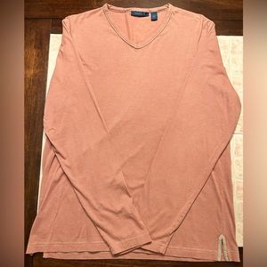 Perry Ellis V-neck Shirt 🥕